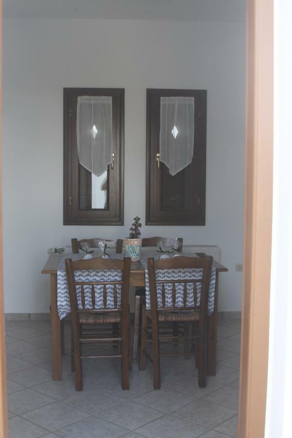 Apartments Marpissa ภายนอก รูปภาพ
