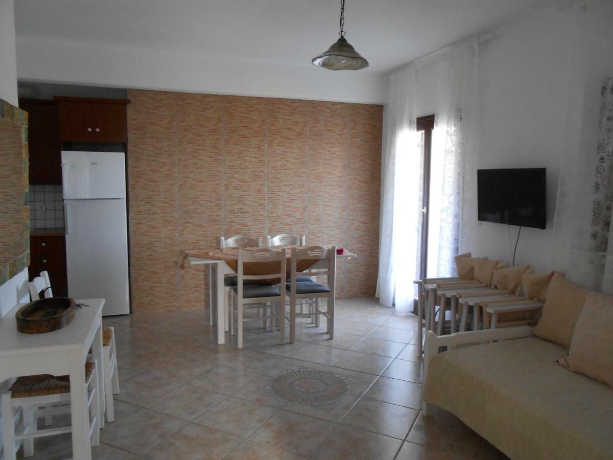 Apartments Marpissa ภายนอก รูปภาพ