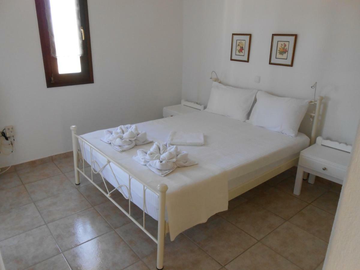 Apartments Marpissa ภายนอก รูปภาพ